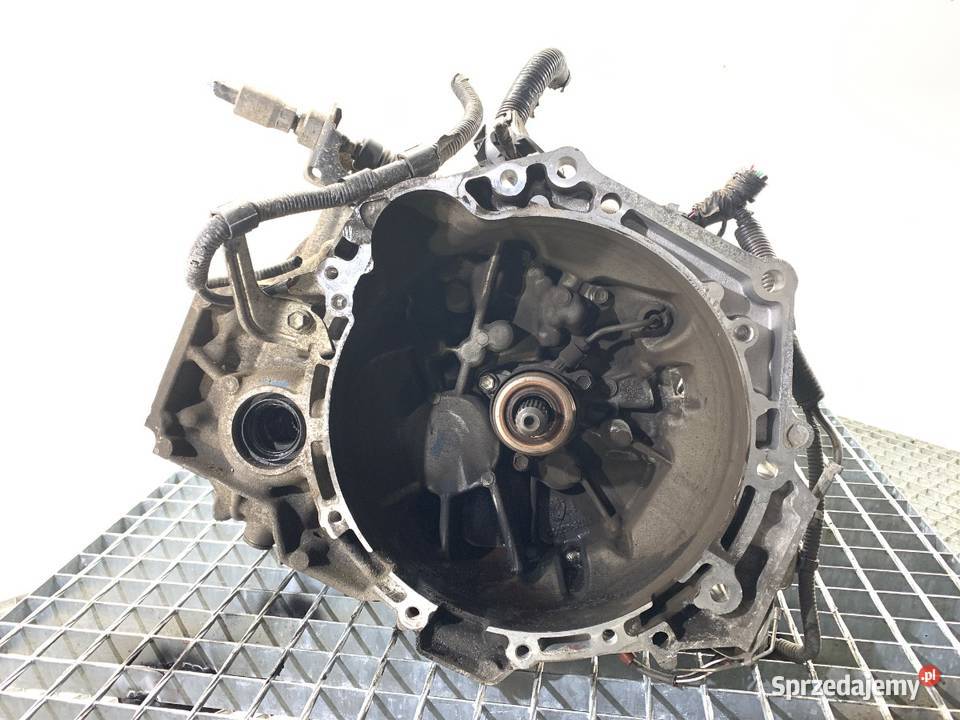 SKRZYNIA BIEGÓW TOYOTA YARIS II 13 100 0514