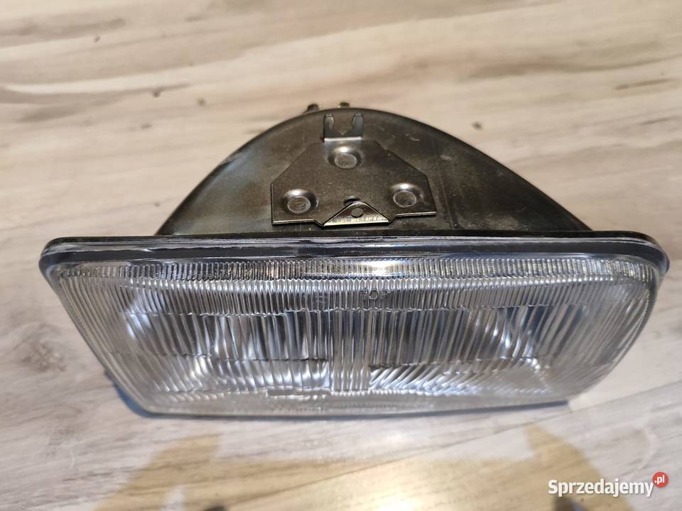 Lampa Ford Fiesta mk2 8489 prawa nowa