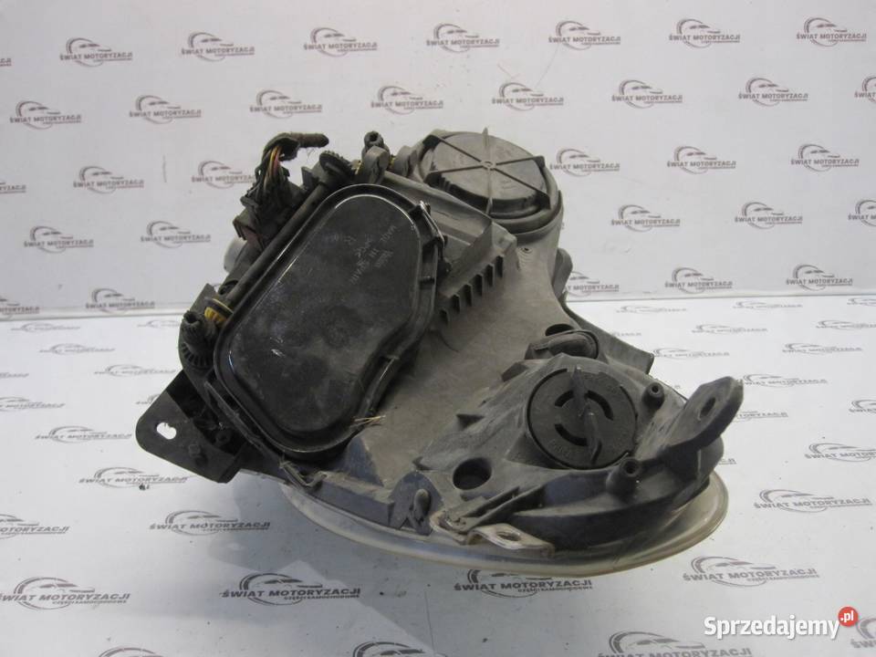 OPEL CORSA D lampa prawa przód 89391390 13217456 osobowe sprzedam
