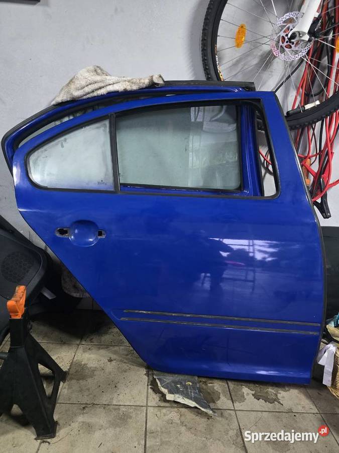 Drzwi Skoda Octavia 2 FL lewy i prawy tył Karoseria mazowieckie Wolanów