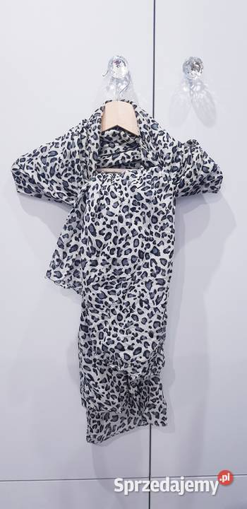 Długi szalik chusta w panterkę z defektem Dąbrowa Górnicza