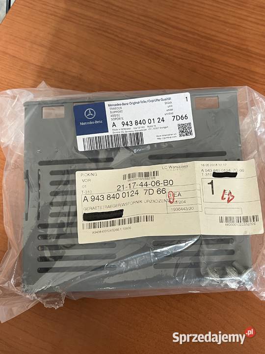 Mercedes Sprinter kieszeń radia obudowa nowa dostawcze pomorskie Gdańsk