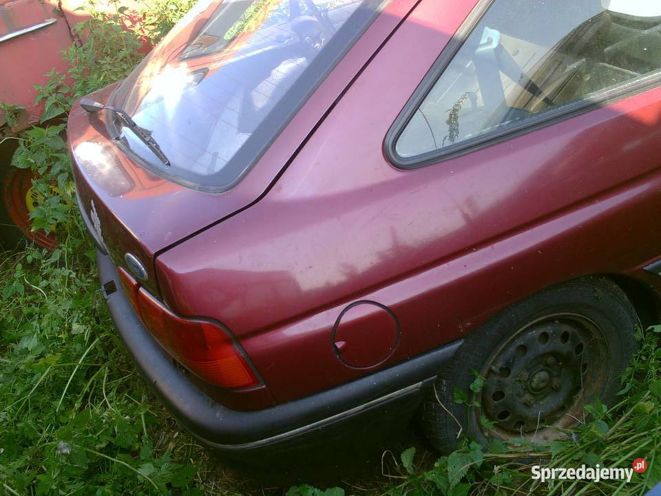 Ford escort hattback zderzak lampy tyl przod i Lębork