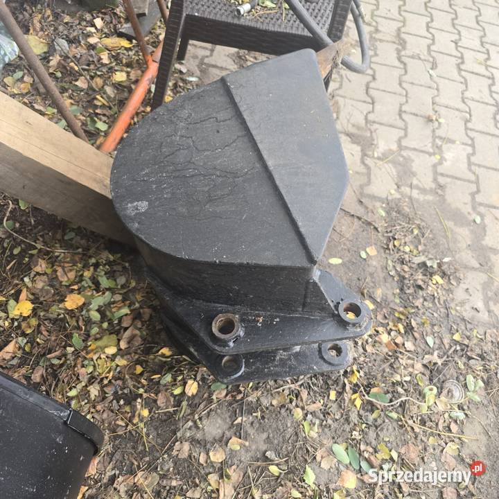 Zestaw łyżek kopiących do koparkoładowarki 2CX wielkopolskie Konin