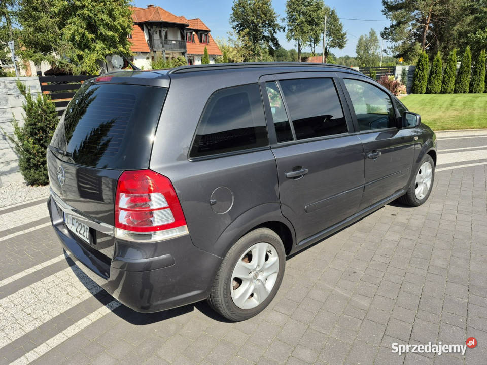 Opel Zafira 16 Benzyna 7 foteli zero rdzy import Drelów