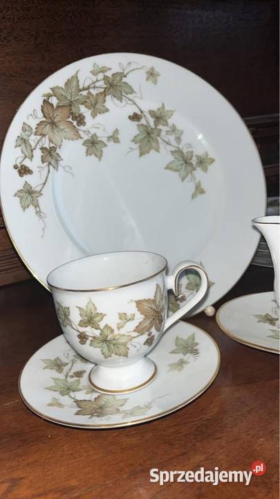 Sosjerka z syg Noritake IRELAND Liście na Gdańsk
