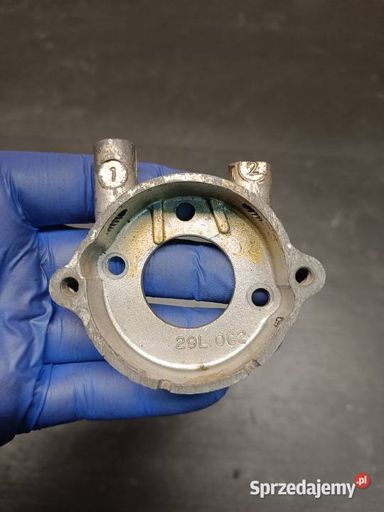 Gniazdo mocowanie obudowa zawór wydechowy części małopolskie Gołaczewy sprzedam