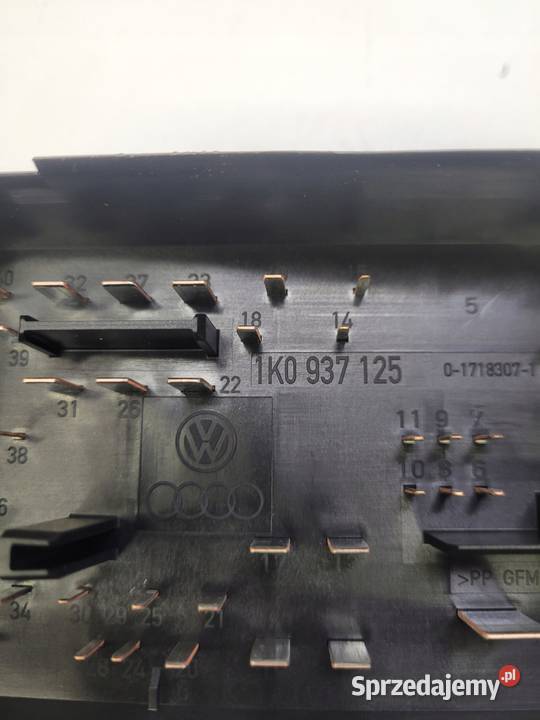 SKRZYNKA BEZPIECZNIKÓW AUDI VW SEAT 1K0937125 Przystajń
