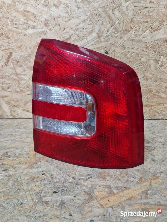 Skoda octavia 2 lampa lewy prawy tył kombi Złotoryja sprzedam