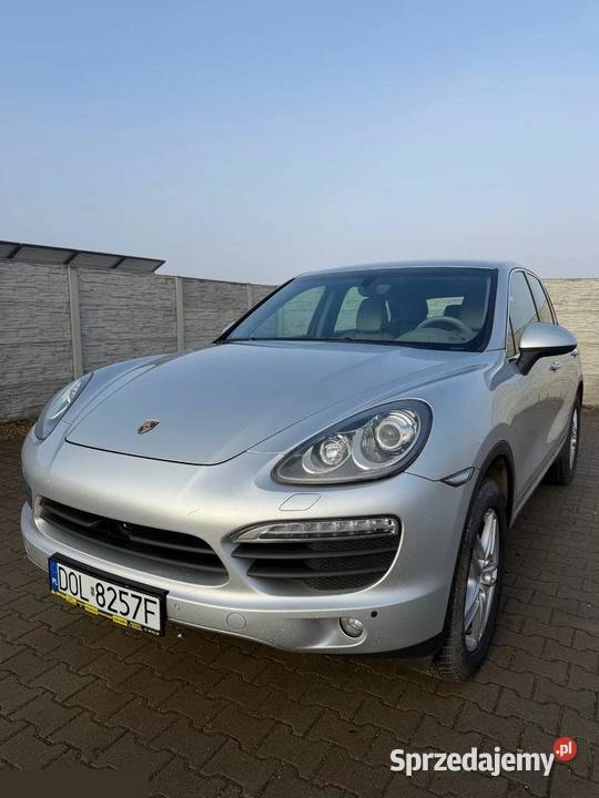 Porsche Cayenne 48 benzyna 400 2010r Faktura VAT Cayenne Dobroszyce
