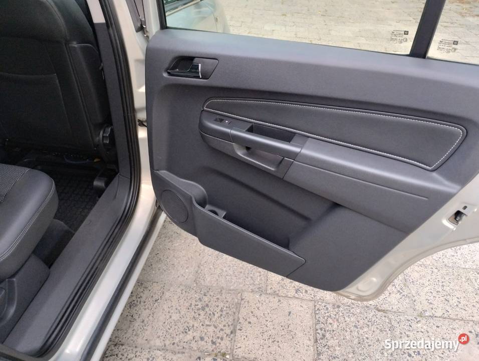 Opel Zafira B 18 140 benzyna LPG Rok produkcji 2005 lubelskie Lublin