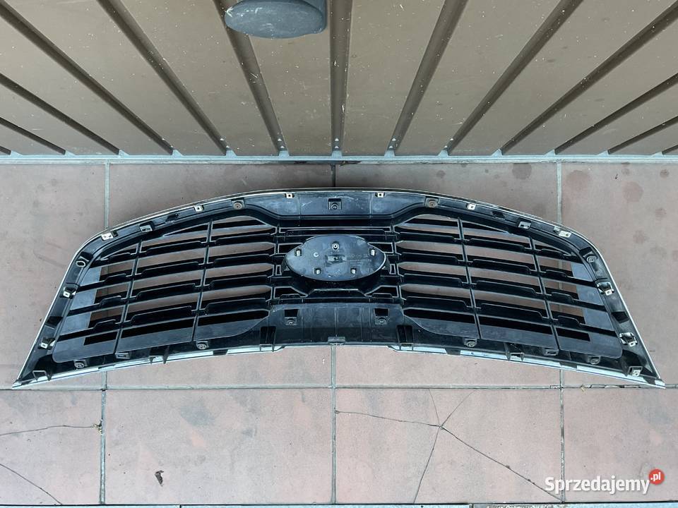 KIA SPORTAGE III Grill Atrapa Chrom 863523W000 Pleszew