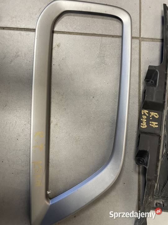 Hyundai Kona ramka kratka zderzaka przód Kozubszczyzna sprzedam