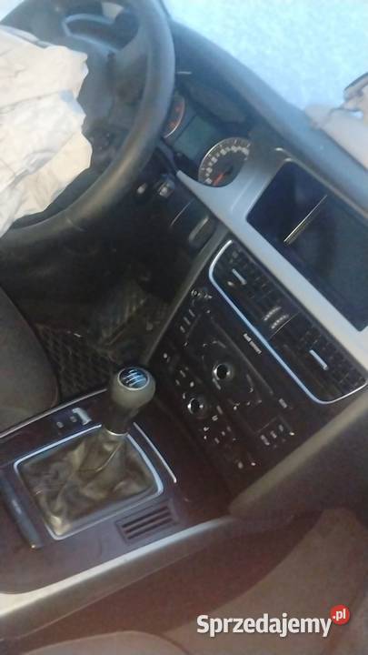 Sprzedam audi a4b8 kombi powypadkowe Stubno