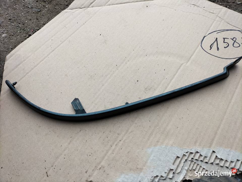 AUDI 80 B4 80B4 BLENDA LISTWA POD LAMPE sprzedam