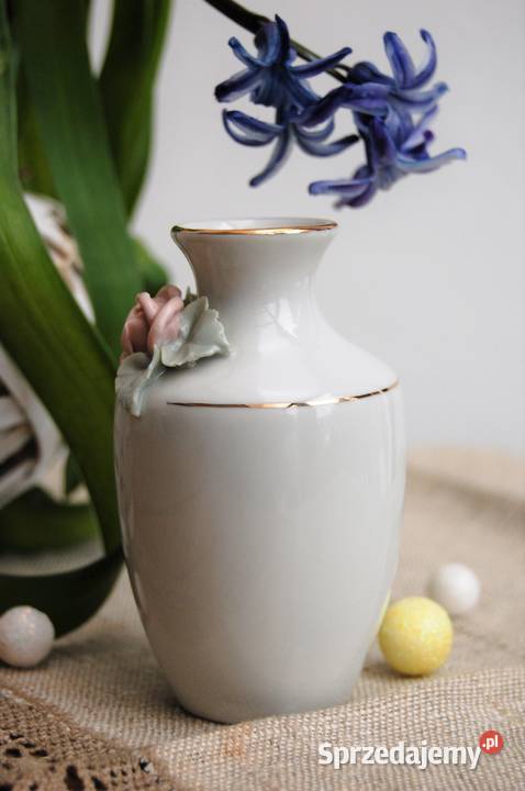 Wazonik róża konwalie relief porcelana Ćmielów