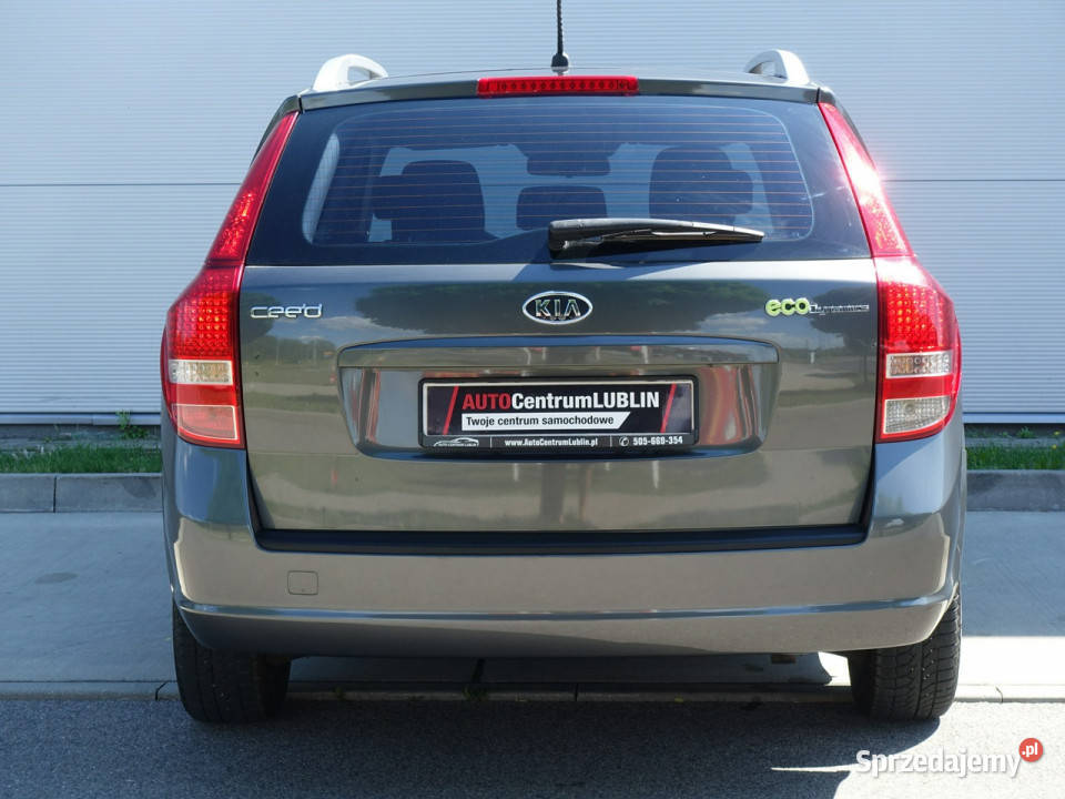 Kia Ceed 16 Ben125TelefonKlimatronikKsSerwisowe Kombi lubelskie Lublin sprzedam