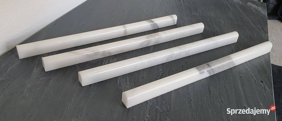 Wałek ozdobny ścienny dekoracyjny Bianco Bielawa