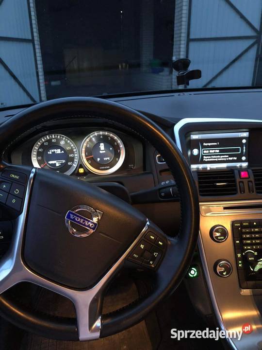VOLVO XC60 T6 AWD 30 benzynagaz Łęczna