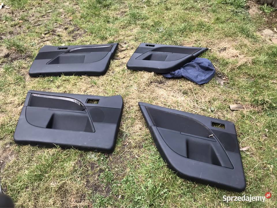 Boczki drzwi tapicerka Ford Mondeo mk3 osobowe