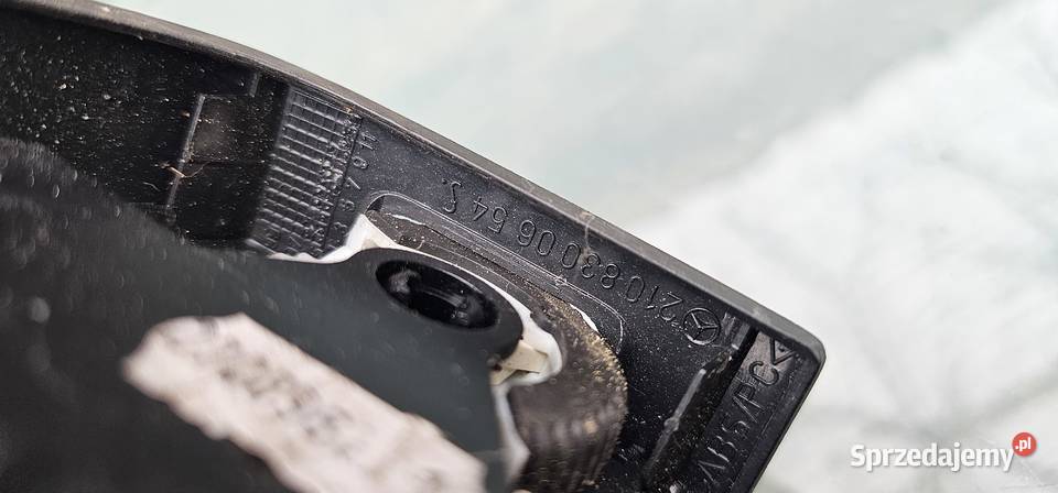 Kratka nawiewu prawa mercedes w210 2108300654 Zbąszyń