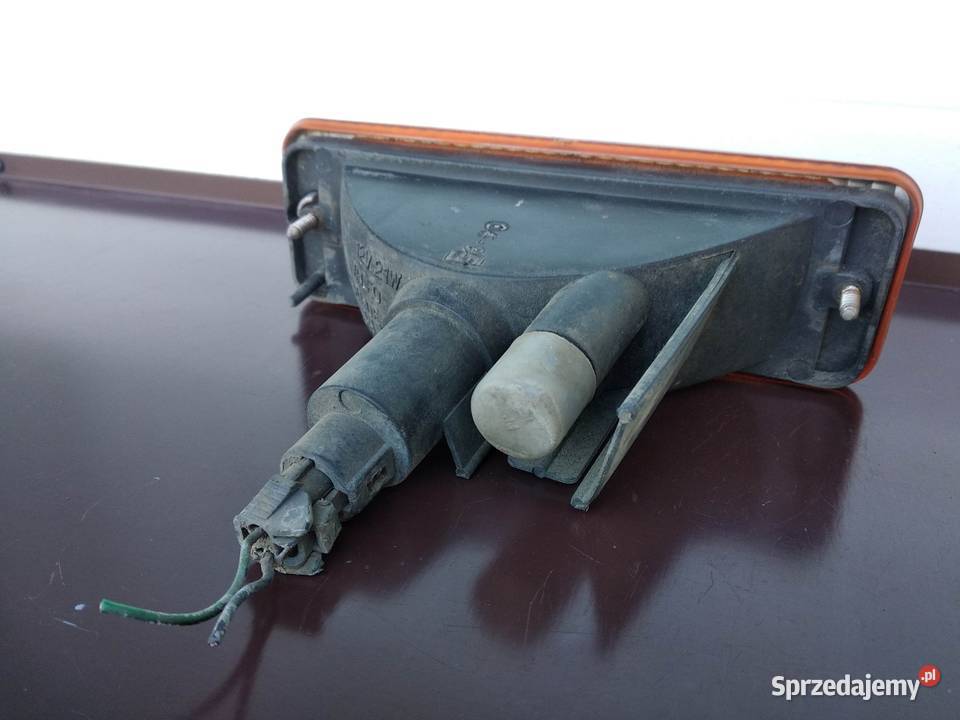 Ford Maverick I Nissan Terrano II kierunkowskaz łódzkie Sieradz