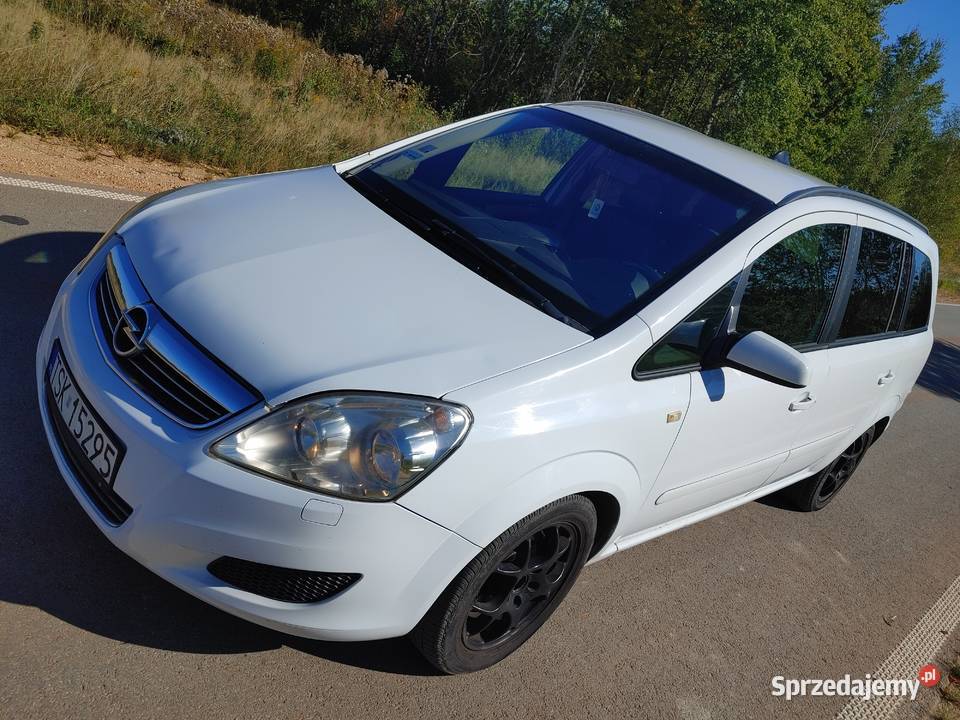 Opel zafira B 19 120 7 osobowa diesel Wąchock