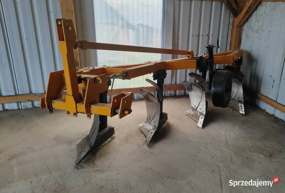 Pług 4 skibowy jednobelkowy DEMAROL Pługi Tomaszów Lubelski