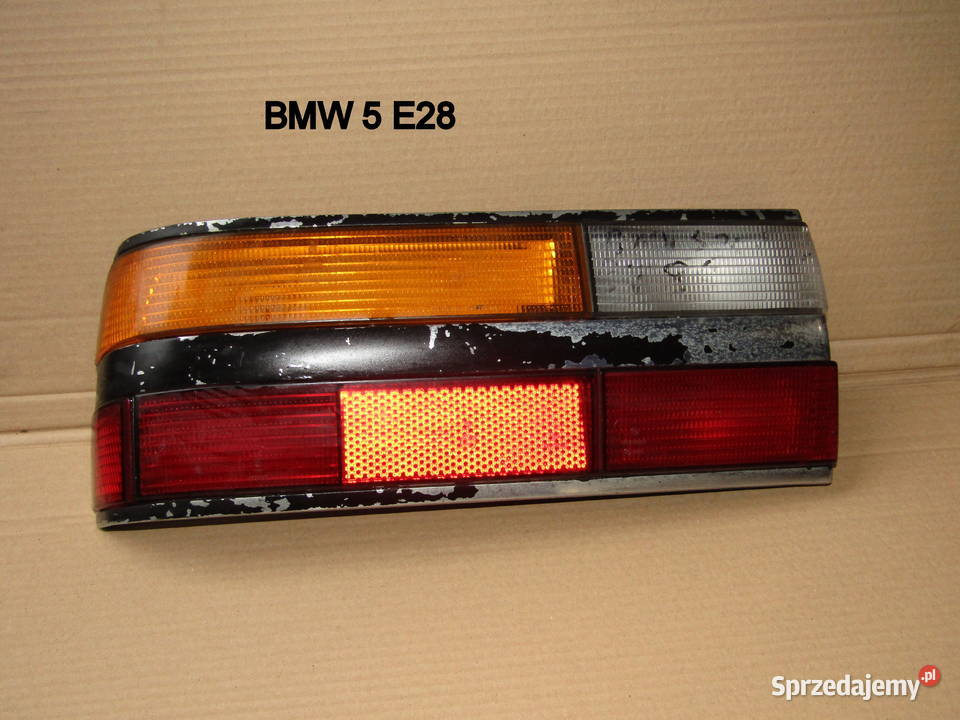 LAMPA TYLNA LEWA BMW 5 E8 SEDAN łódzkie Mysłaków