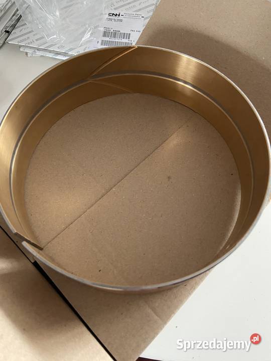 Tuleja zawieszenia osi 82020450 Holland Case Białystok