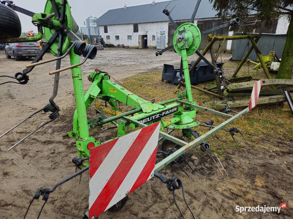 Przetrząsarka deutzfahr 252 fella vivon Deutz-Fahr Zgrabiarki i przetrząsacze Brodnica