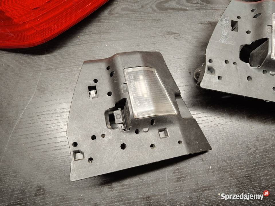 Bmw e46 sedan wkład lampy tył prawy oryginał