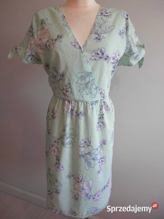 Sukienka Bawełniana Kwiaty Kopertowy Dekolt Łomża sprzedam