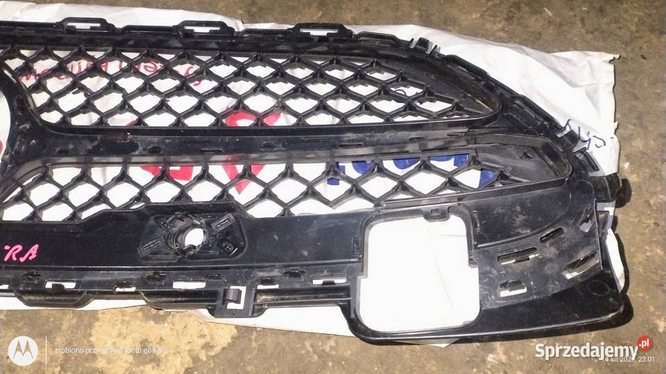 Grill atrapa przód Mercedes C klasa w206 AMG Lubin