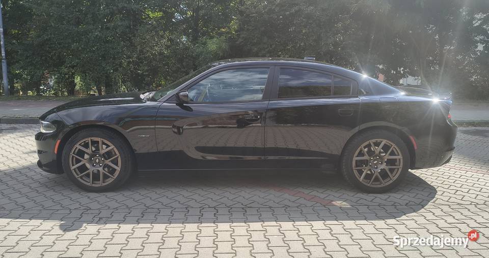 Dodge Charger RT Plus 2018 57 V8 HEMI gniazdo AUX Katowice