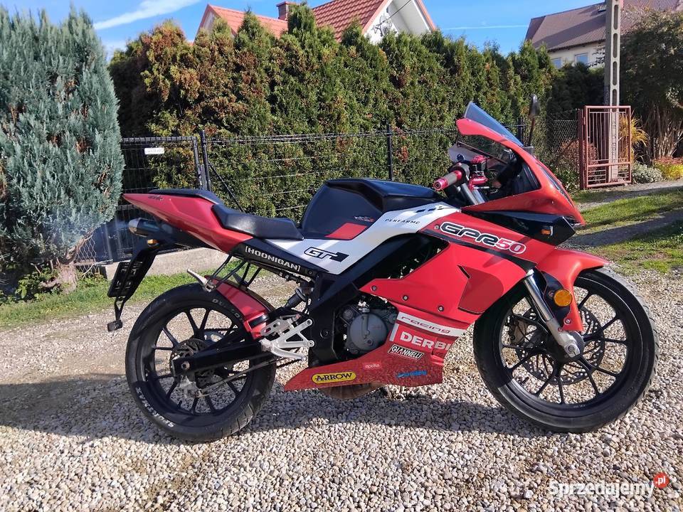 Sportowy motorower Derbi Gpr aktualne manualna Konina