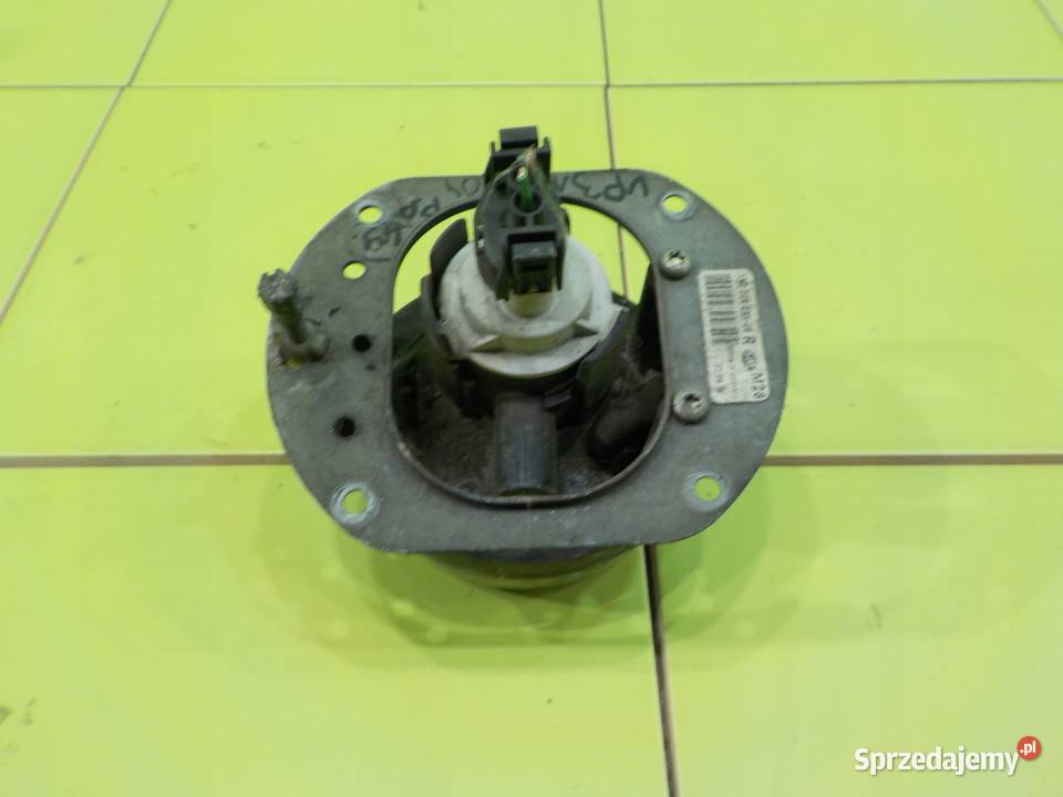 MERCEDES C W204 18 B AUT 11r SEDAN 4D halogen