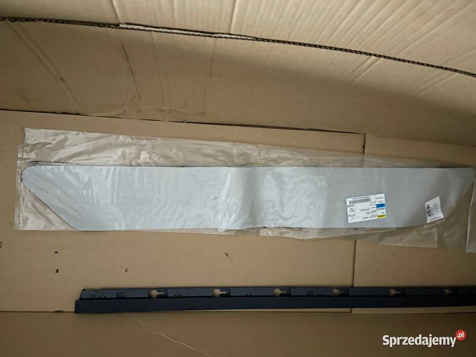 WYGŁUSZENIE AUDI Q5 Q7 TT TTS 4L0837818D osobowe Czarny Dunajec