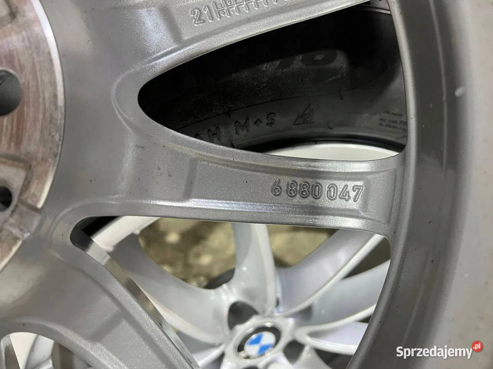 KOŁA ZIMOWE OPONY ZIMA PIRELLI 18 ZIMA BMW G01 Starowa Góra