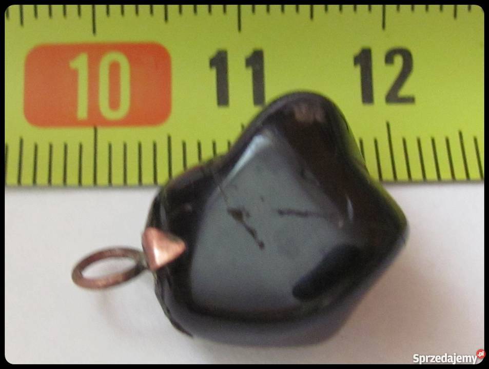 Wisiorek czarny kamień mazowieckie Płock