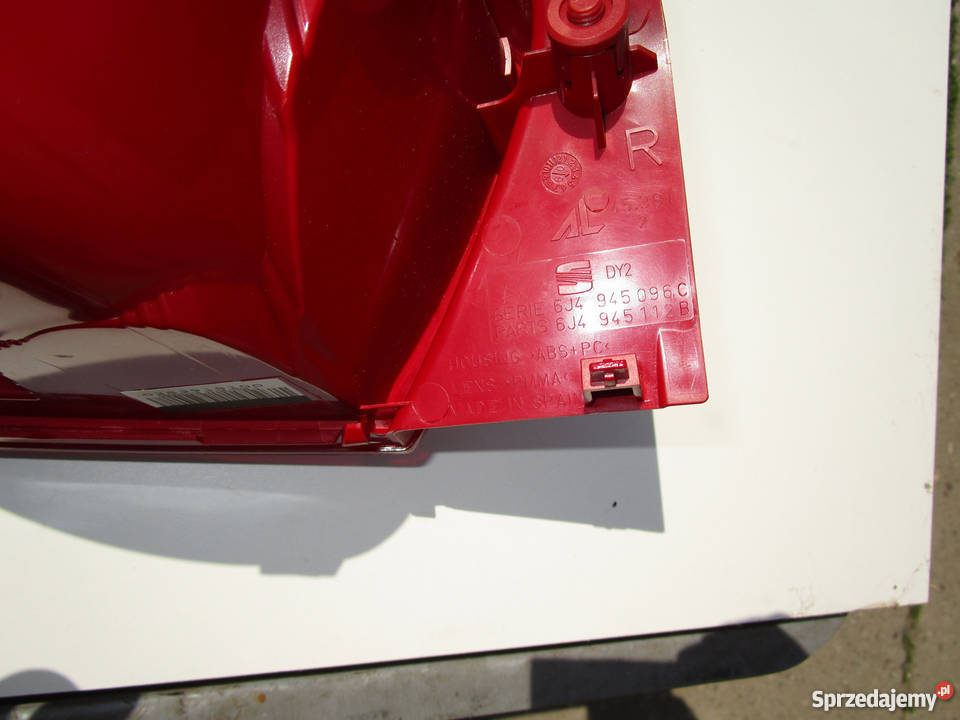 Lampa tylna prawa Seat Ibiza IV 6J4945096C Mikołów
