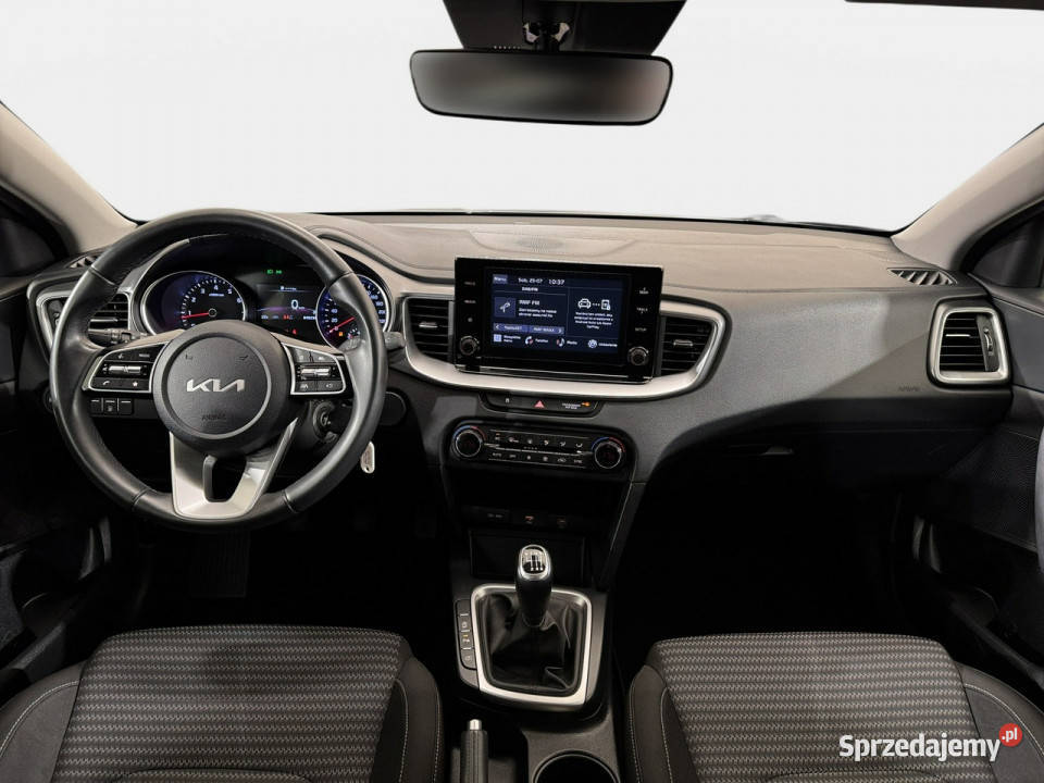 Kia Ceed VAT 23 15TGDI 160 M6 2023 r salon I kurtyny powietrzne Myślenice sprzedam
