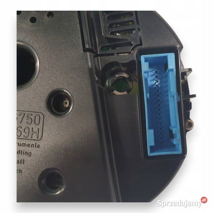 LICZNIK ZEGARY 8L0919860AX Audi A3 8L 16 8V 18 osobowe Chełm