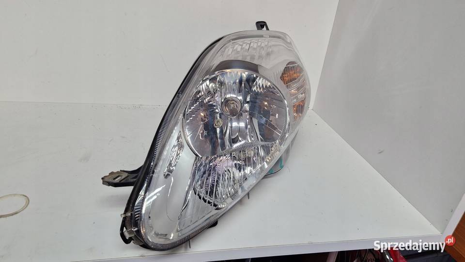 FIAT GRANDE PUNTO LAMPA PRZÓD PRZEDNIA LEWA osobowe Słowikowo