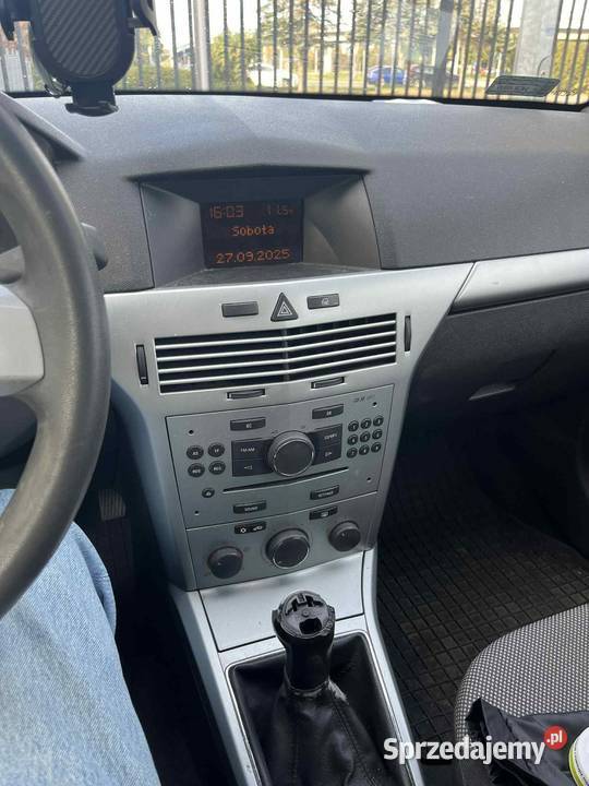 Opel Astra Hatchback 2009 mazowieckie Warszawa sprzedam