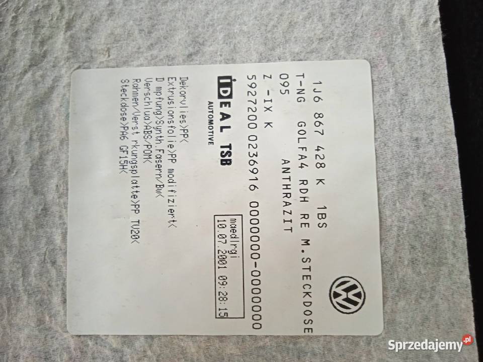 VW Golf 4 boczki tapicerki bagażnika nowe