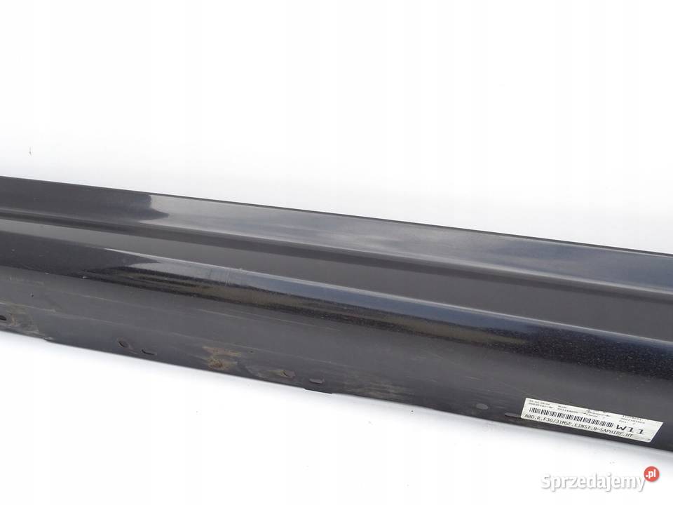 LISTWA PROGOWA PRAWA 8054272 BMW F30 BLACK