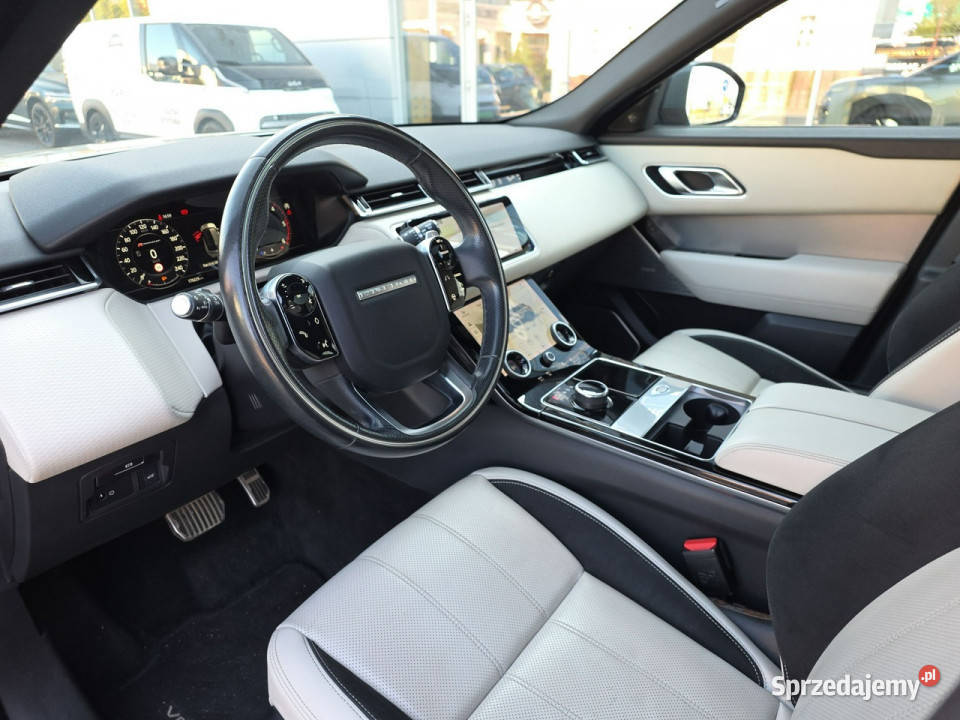 Land Rover Range Rover VELAR fv23panorama240R szyberdach Toruń