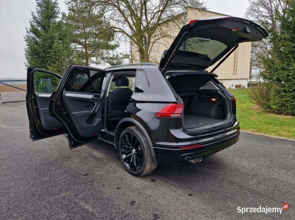 Volkswagen Tiguan 2019r 4x4 20 184 panorama Kartuzy