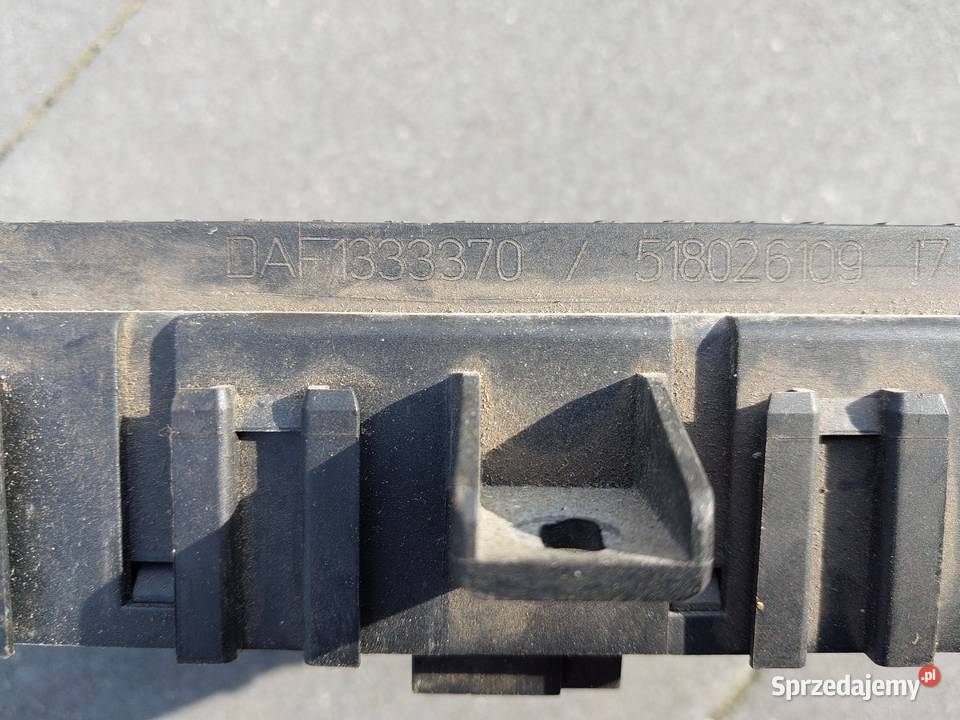 Daf podstawa bezpieczników 1333370 Rok produkcji 1998 Skrzynki bezpieczników Części samochodowe pomorskie